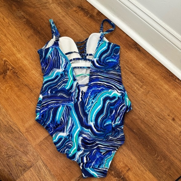 Profile by Gottex V Neck Deep V Back One Piece Swimsuit - Picture 7 of 7